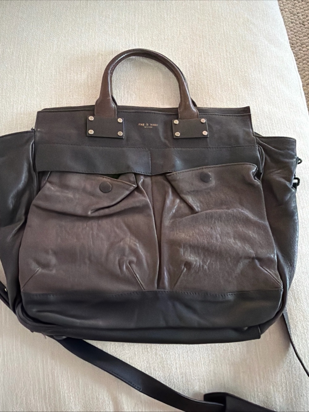 Rag and bone pilot bag brown / black leather great condition